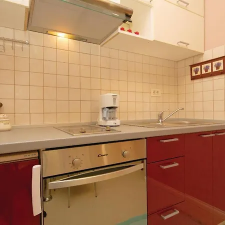 Apartment 2 Bedroom Amazing In Ika